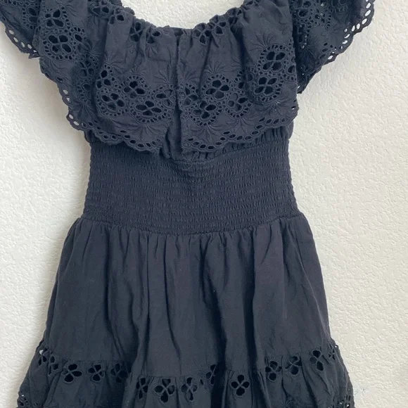 Lovers & Friends Black Dallas Eyelet Off The Shoulder Mini Dress Size s - Picture 8 of 9